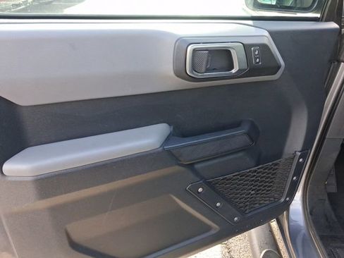 Used 2022 Ford Bronco 4-Door AWD/4WD image 13