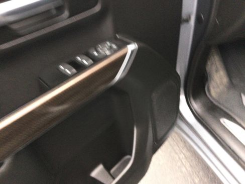 Used 2019 Chevrolet Silverado 1500 LT w/ All-Star Edition image 12