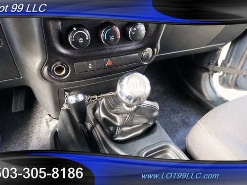 Used 2017 Jeep Wrangler Sport image 22