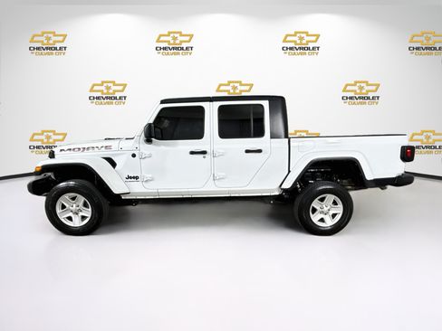 Used 2022 Jeep Gladiator Sport AWD/4WD image 5