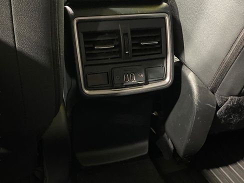 Used 2019 Subaru Forester Premium image 10