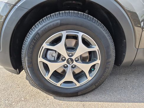 Used 2020 Kia Telluride EX AWD/4WD image 10