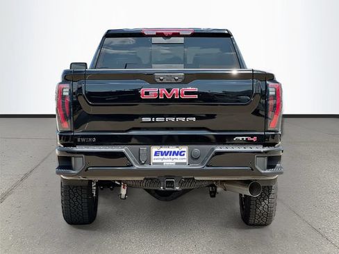 New 2026 GMC Sierra 2500 AT4 w/ AT4 Premium Plus Package AWD/4WD image 5