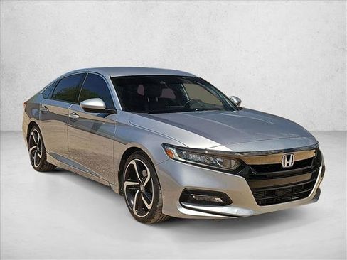 Used 2020 Honda Accord Sport image 3