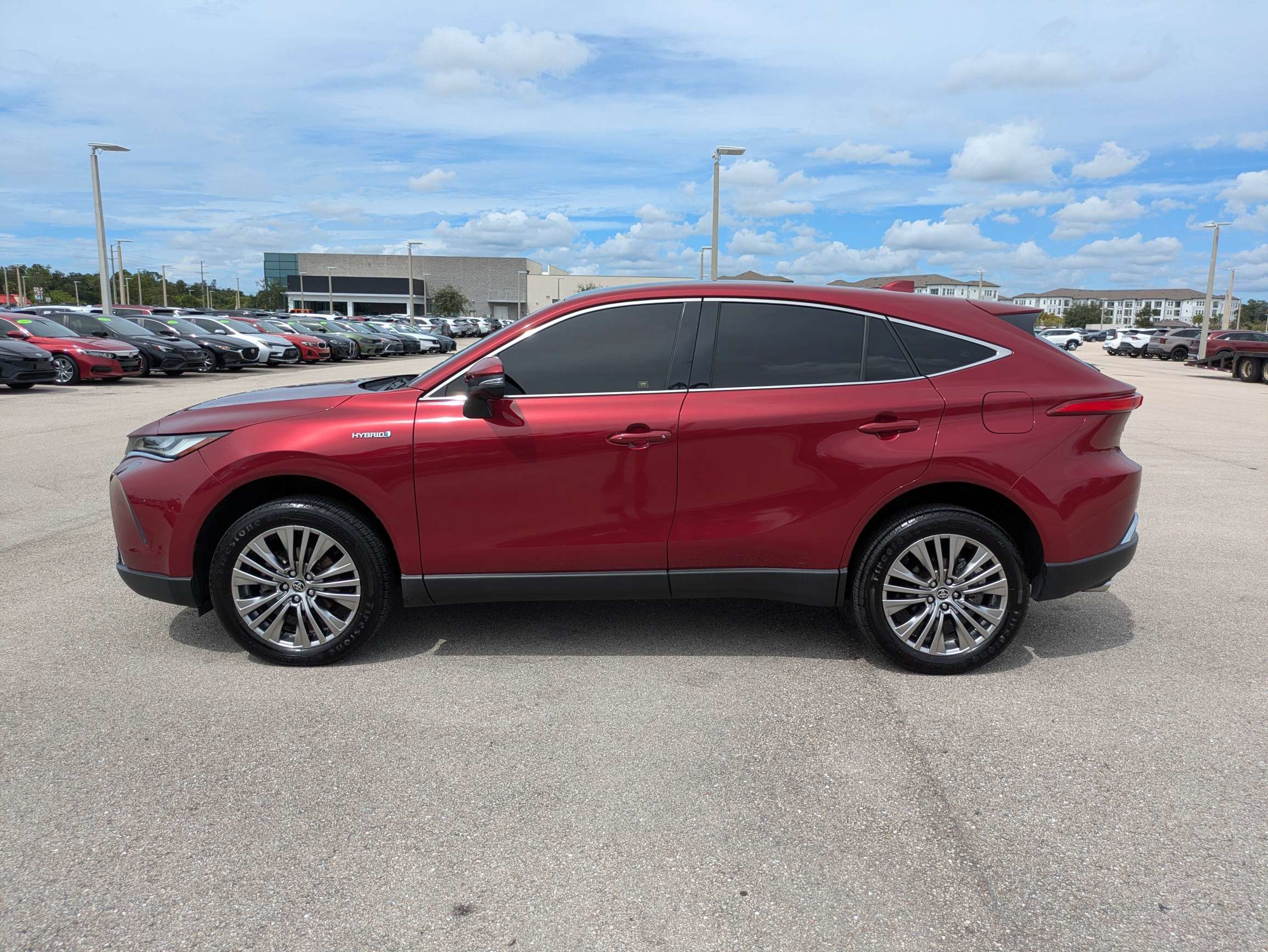 Used 2021 Toyota Venza Limited AWD/4WD image 7