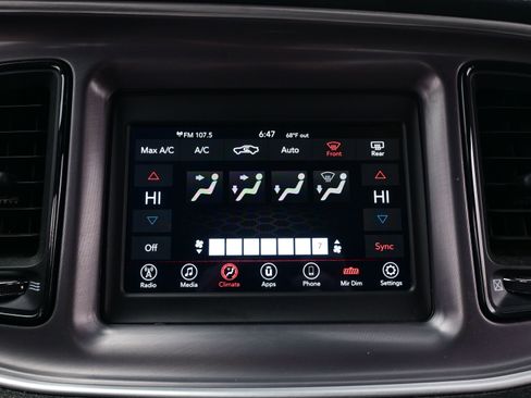 Used 2022 Dodge Challenger R/T w/ Blacktop Package image 18