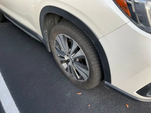Used 2020 Subaru Ascent Touring w/ Popular Package #2A AWD/4WD image 3