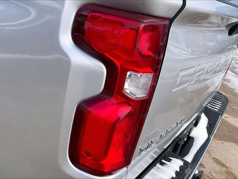 Used 2020 Chevrolet Silverado 2500 LTZ w/ LTZ Texas Edition image 28