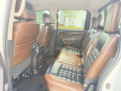 Used 2017 Nissan Titan Platinum Reserve RWD image 31
