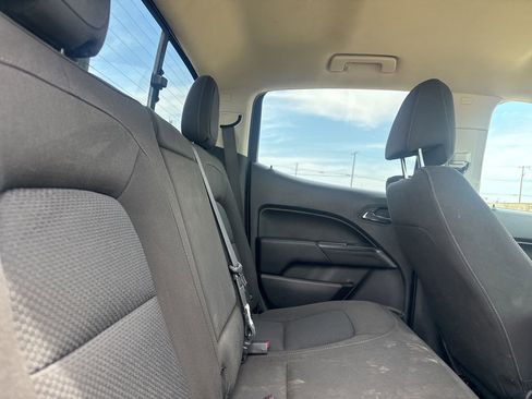 Used 2017 Chevrolet Colorado LT w/ LT Convenience Package RWD image 35