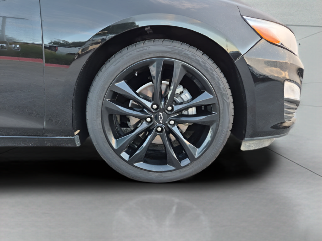Used 2023 Chevrolet Malibu LT w/ Midnight Edition FWD image 13