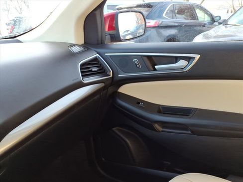 Used 2024 Ford Edge SEL w/ Convenience Package image 19