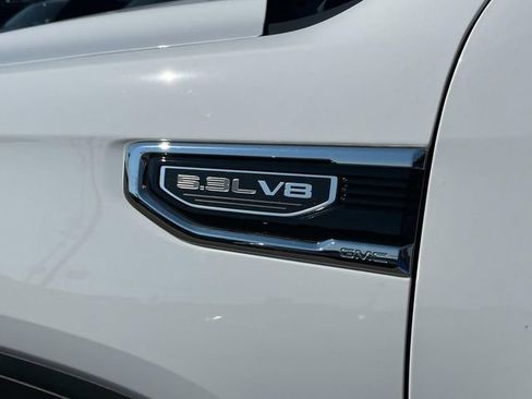 New 2025 GMC Sierra 1500 SLE w/ Preferred Package image 11
