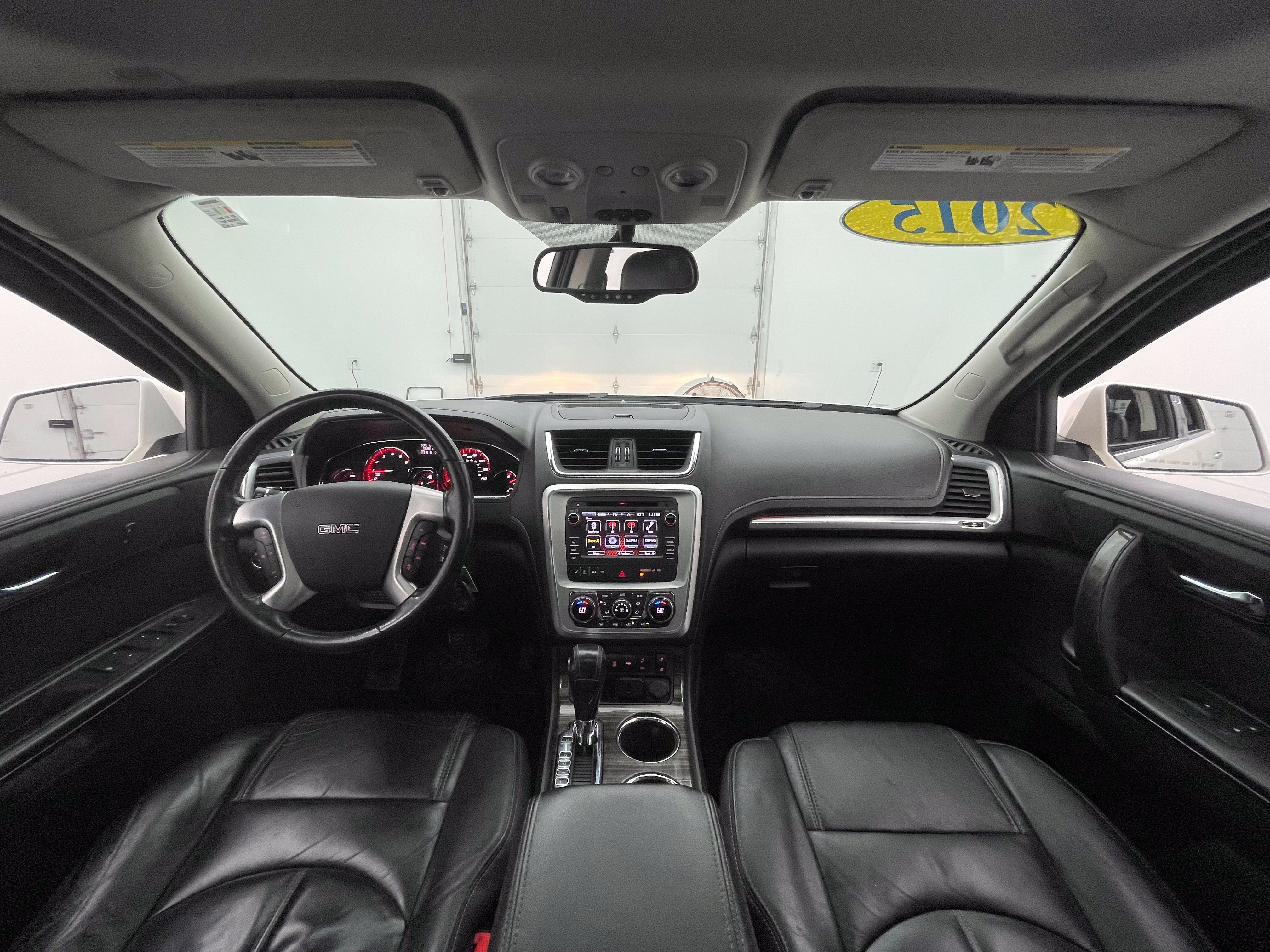 Used 2015 GMC Acadia SLT FWD image 3