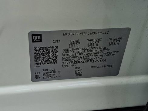 Used 2023 Cadillac XT4 Luxury w/ Cold Weather Package AWD/4WD image 27