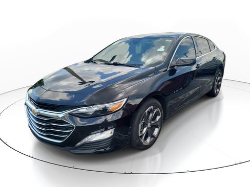 Used 2024 Chevrolet Malibu LT FWD image 3