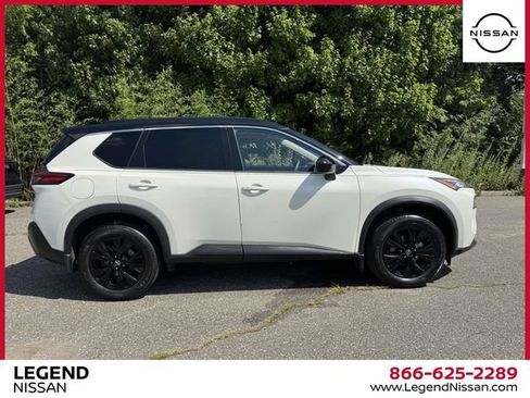 Certified 2023 Nissan Rogue SV w/ SV Premium B Package AWD/4WD image 5