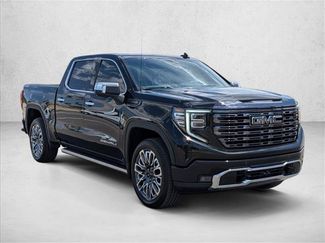 Used 2023 GMC Sierra 1500 Denali Ultimate AWD/4WD video 3