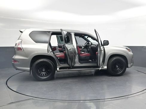 Used 2023 Lexus GX 460 Premium AWD/4WD image 40
