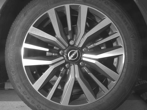 Used 2022 Nissan Kicks SV FWD image 12