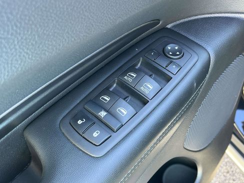 Used 2024 Dodge Durango SXT image 16