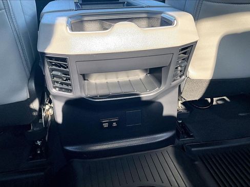 Used 2026 Toyota Tundra Limited AWD/4WD image 31