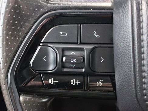 Used 2023 Toyota Tundra SR5 w/ SR5 Convenience Package AWD/4WD image 21
