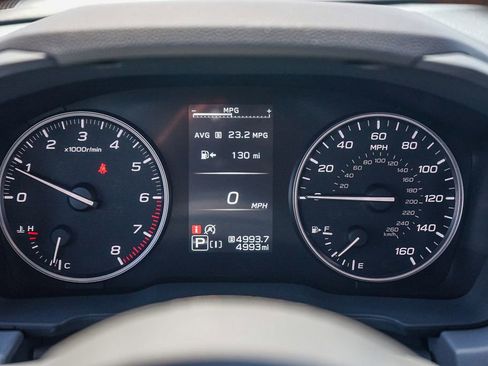 Certified 2025 Subaru Crosstrek 2.5i Limited w/ Crosstrek Mirror Package image 26