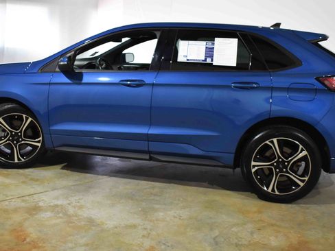 Used 2021 Ford Edge ST w/ Equipment Group 401A image 6