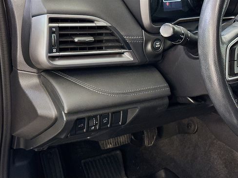 Used 2021 Subaru Outback Limited w/ Popular Package #2 image 17