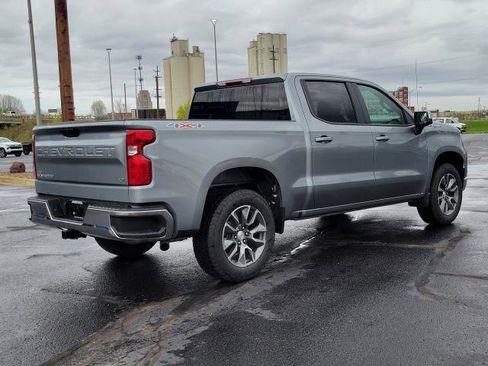 New 2026 Chevrolet Silverado 1500 LT image 2