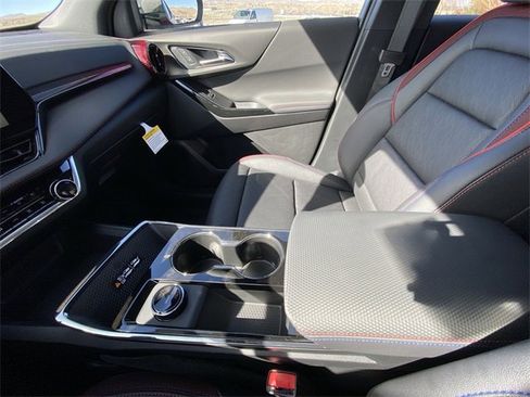 New 2026 Chevrolet Equinox RS w/ Convenience Package III image 21