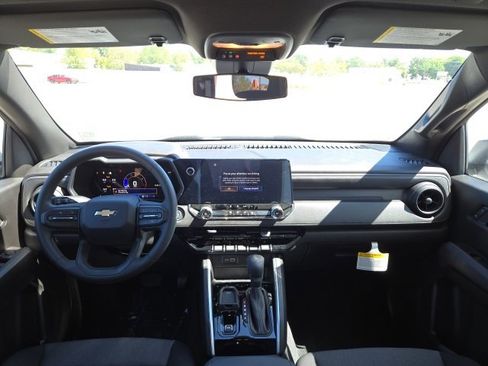 New 2026 Chevrolet Colorado W/T image 7