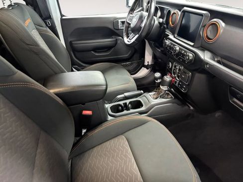 Used 2021 Jeep Gladiator Mojave AWD/4WD image 4