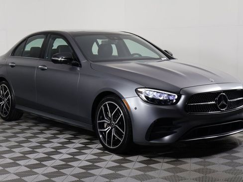 Certified 2022 Mercedes-Benz E 450 4MATIC Sedan image 3