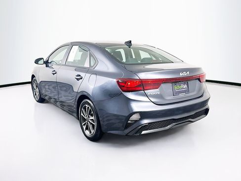 Used 2023 Kia Forte LXS FWD image 5