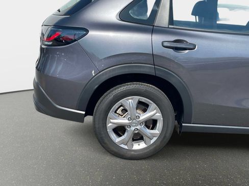 Used 2023 Honda HR-V LX image 7
