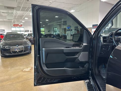 Used 2021 Ford F150 Lariat image 11