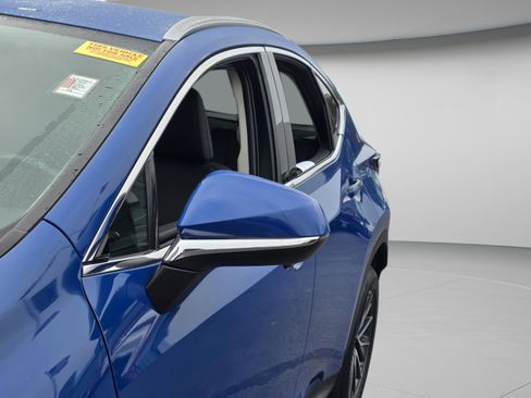 Certified 2025 Lexus NX 250 FWD image 9
