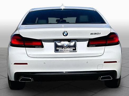Used 2023 BMW 530i w/ Premium Package RWD image 4