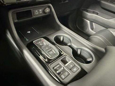 Used 2023 Honda Pilot Elite image 24