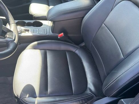 Used 2022 Ford Escape SEL AWD/4WD image 11