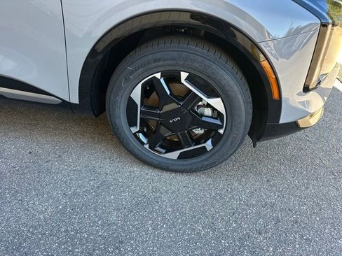 New 2026 Kia Sportage SX image 13