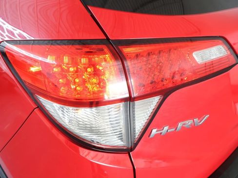 Used 2019 Honda HR-V Sport image 31