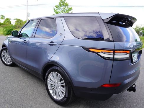 Used 2020 Land Rover Discovery SE AWD/4WD image 6