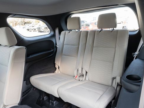 Used 2019 Dodge Durango SXT image 19