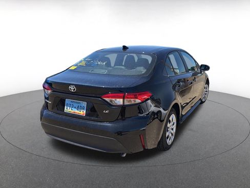 Used 2025 Toyota Corolla LE FWD image 7