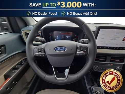 Used 2025 Ford Maverick Lariat w/ 4K Tow Package image 18