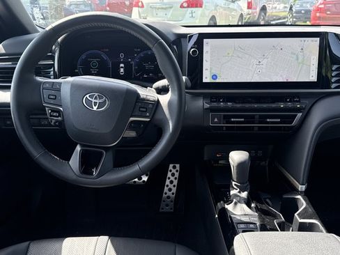 Used 2026 Toyota Camry XSE AWD/4WD image 4