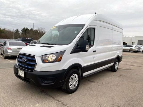 Used 2022 Ford E-Transit 148 High Roof image 9